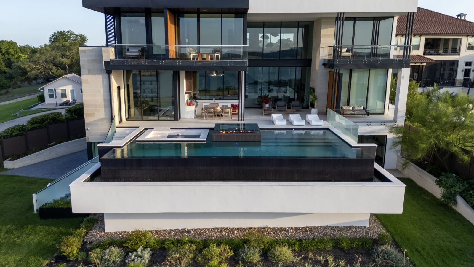 Raised Pool