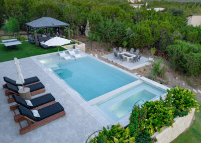 negative edge swimming pool