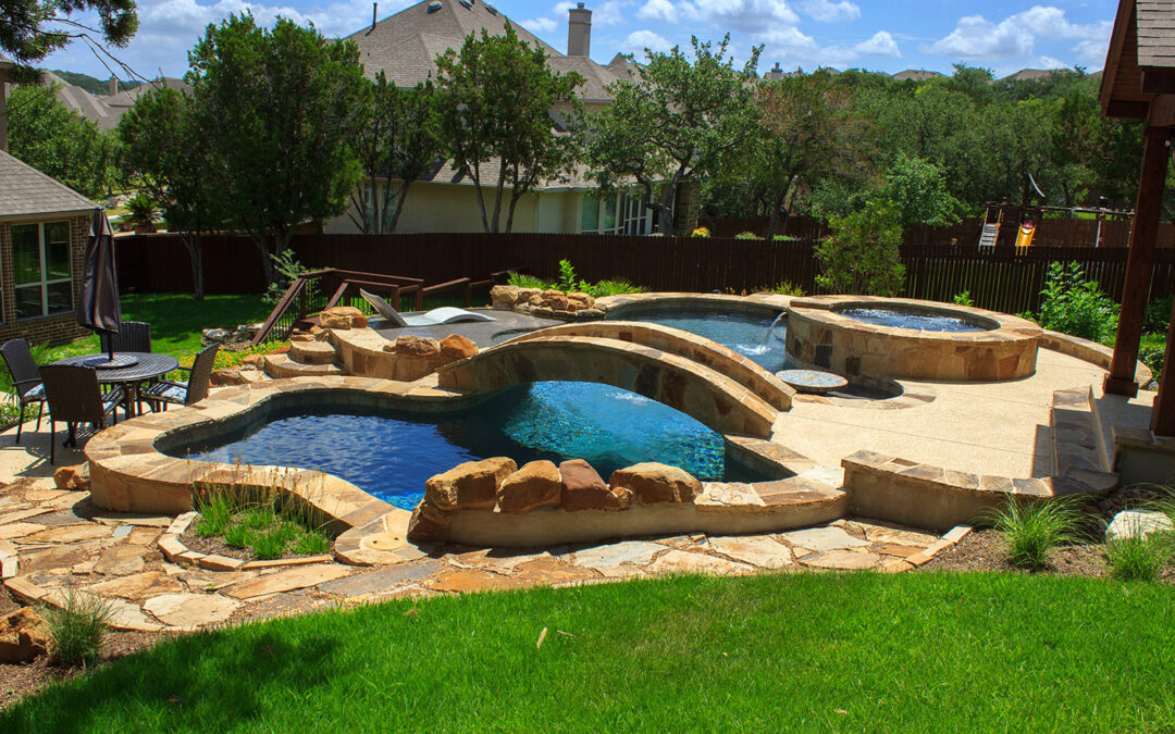 Choosing the Right Pool Builder- Key Things to Know