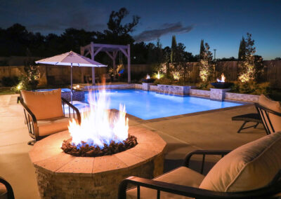 pool fire features